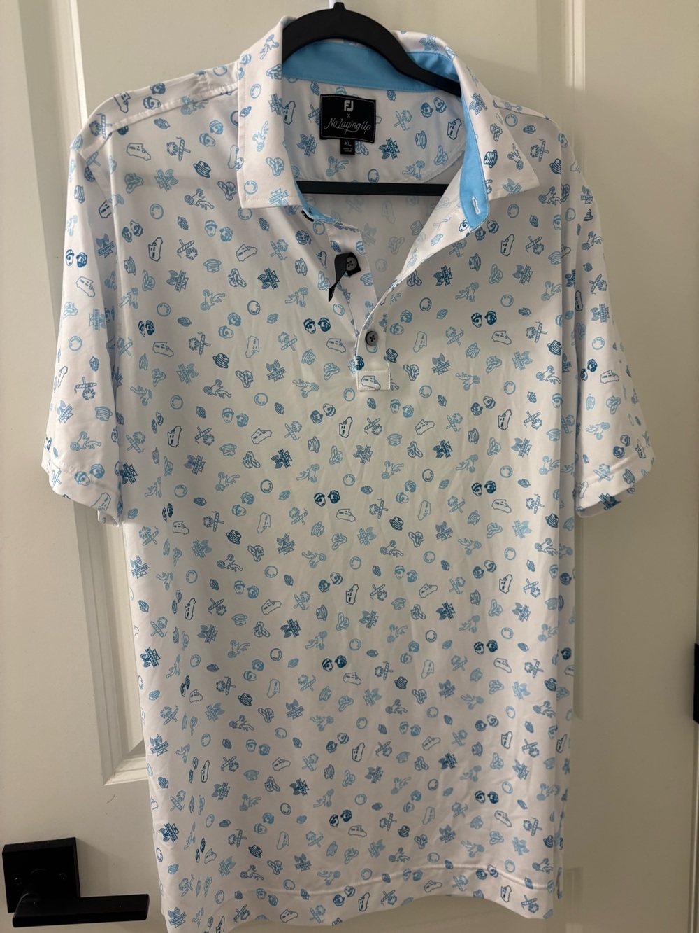FootJoy x No Laying Up collaboration golf shirt size XL